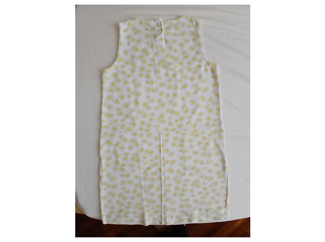 Petit Bateau Weißes Baumwollkleid mit Blumenmuster - Ansicht 5