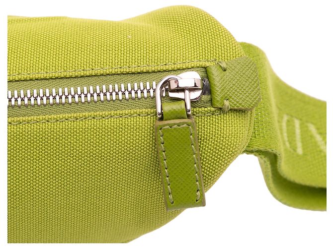 Clutch de muñeca de lona verde Canapa con logo triangular Prada Verde oliva - vista 6