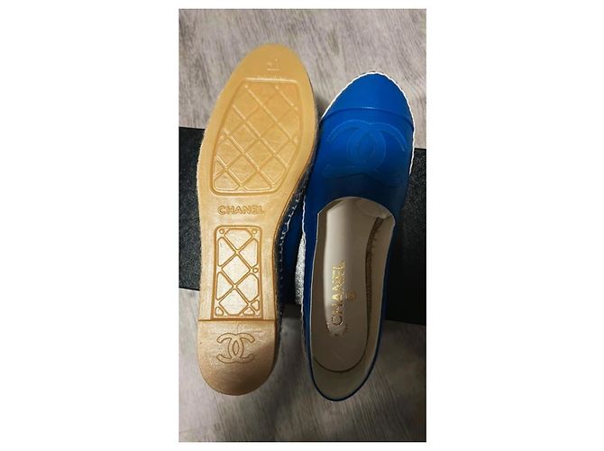 Espadrillas Chanel in pelle blu - vista 3
