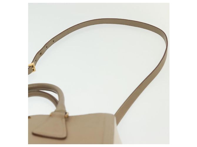 Saffiano Borsa PRADA in pelle Safiano 2 in 1 beige oro Auth BA4750 D'oro - vista 16