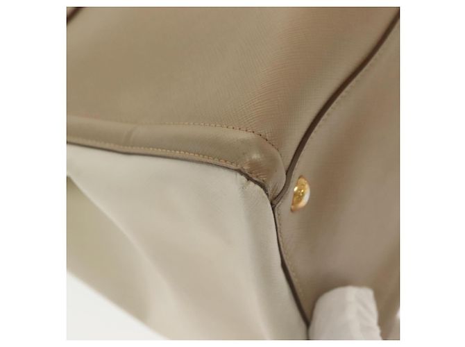 Saffiano Borsa PRADA in pelle Safiano 2 in 1 beige oro Auth BA4750 D'oro - vista 17