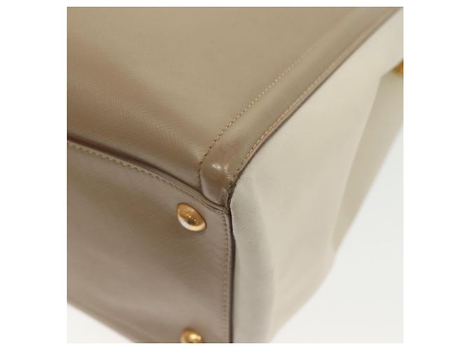 Saffiano Borsa PRADA in pelle Safiano 2 in 1 beige oro Auth BA4750 D'oro - vista 20