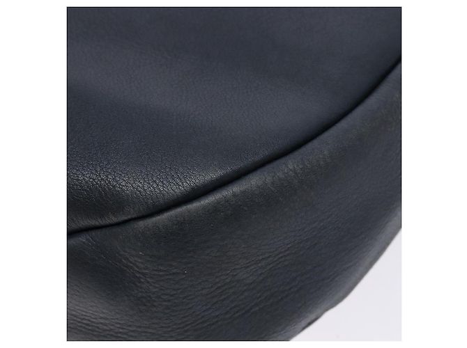 Salvatore Ferragamo Gancini Shoulder Bag Leather Navy Gold Auth 138329 Golden Navy blue - view 15