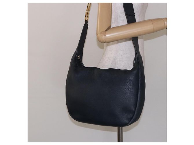 Salvatore Ferragamo Gancini Shoulder Bag Leather Navy Gold Auth 138329 Golden Navy blue - view 20