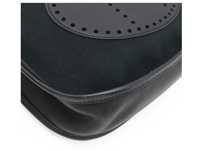 Hermès Hermes Evelyn II 2 PM Shoulder Bag Black - view 4