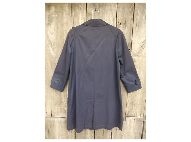 Impermeable Burberry Azul Marino Corte Raglán - vista 7