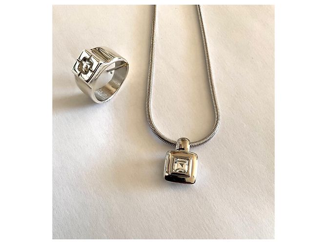 Conjunto de colgante y anillo Yves Saint Laurent plata - vista 4