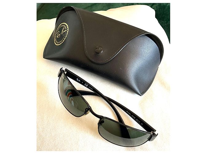 Ray-Ban RB3364 polarizado - vista 2