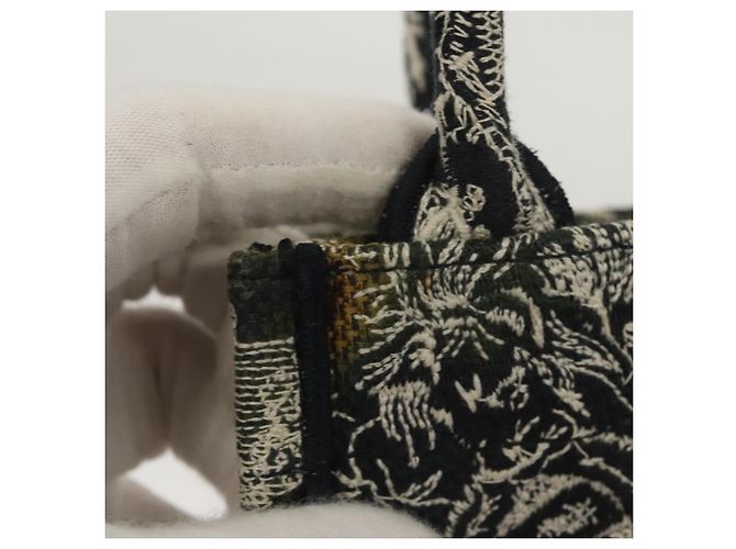 Borsa a mano verticale mini Christian Dior in tela 2 in 1 nera Auth 121850 Nero - vista 15