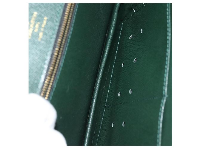 LOUIS VUITTON Pochette Kourad in Taiga Borsa Clutch Épicea M30194 LV Auth th6278 - vista 10