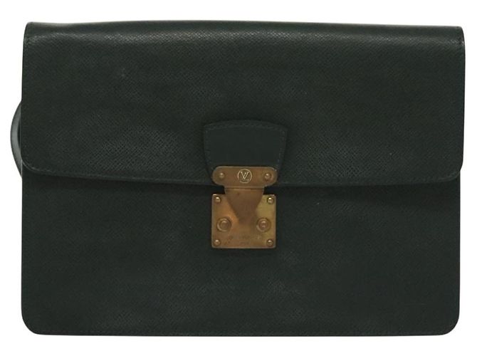 LOUIS VUITTON Pochette Kourad in Taiga Borsa Clutch Épicea M30194 LV Auth th6278 - vista 13