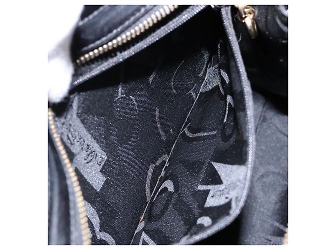 Borsa a Spalla Vala in Pelle Nera e Oro Salvatore Ferragamo Auth bs28484 Nero D'oro - vista 20