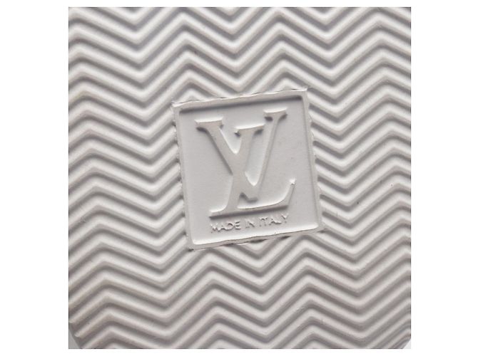 Monogram Leder Slipper Beverly Hills von Louis Vuitton Grün - Ansicht 12
