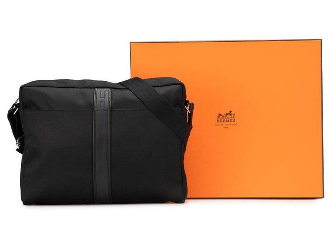 Borsa a tracolla in tela Chevron Acapulco di Hermès Nero - vista 13