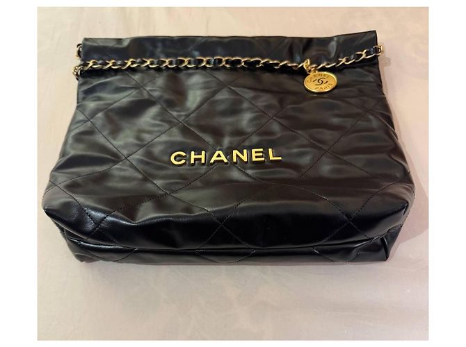 Borsa a mano Chanel 22 piccola in pelle nera Nero - vista 4