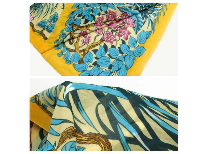 Chal grande de algodón Hermès con estampado Jungle Love Multicolor Verde Amarillo - vista 7