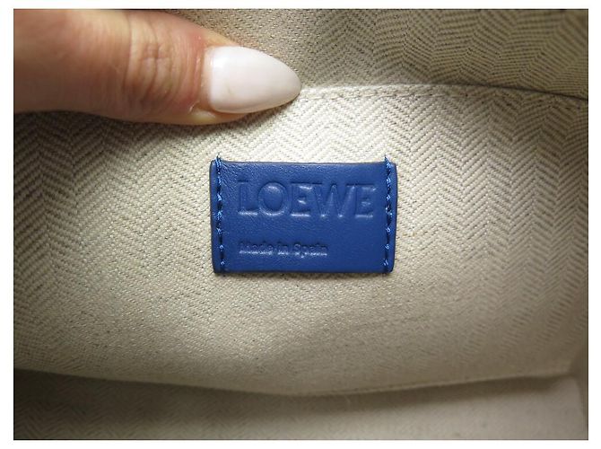 NUOVA POCHETTE DA TOILETTE LOEWE PUZZLE FOLD C510WBPX01 IN PELLE - vista 10