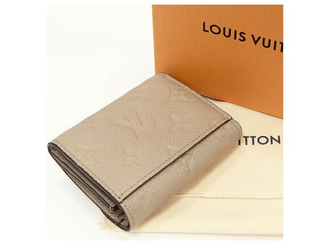 Cartera Compacta Zoe Monograma Empreinte Louis Vuitton M69800 Beige - vista 2
