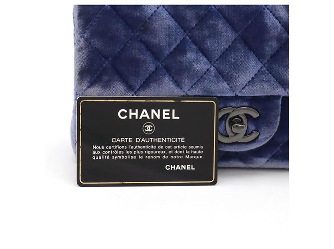 Bolso de hombro mini matelassé de terciopelo de Chanel Azul - vista 9