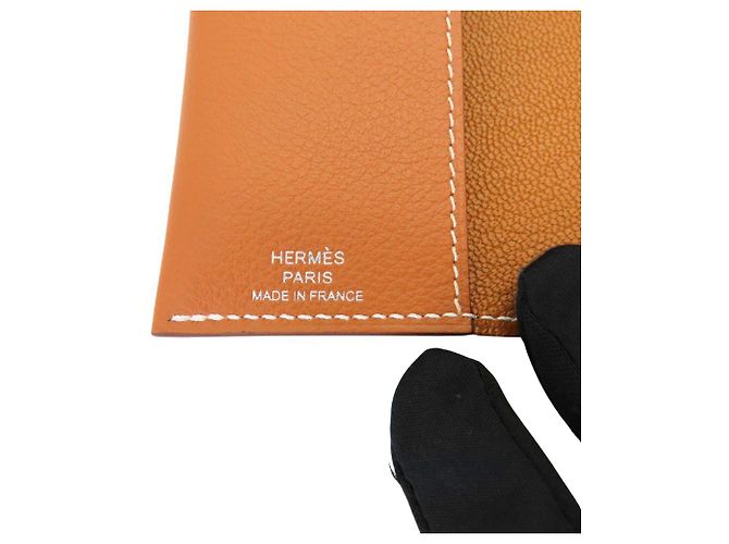 Hermès Hermes R.M.S Evercolor Passport Holder Golden - view 6