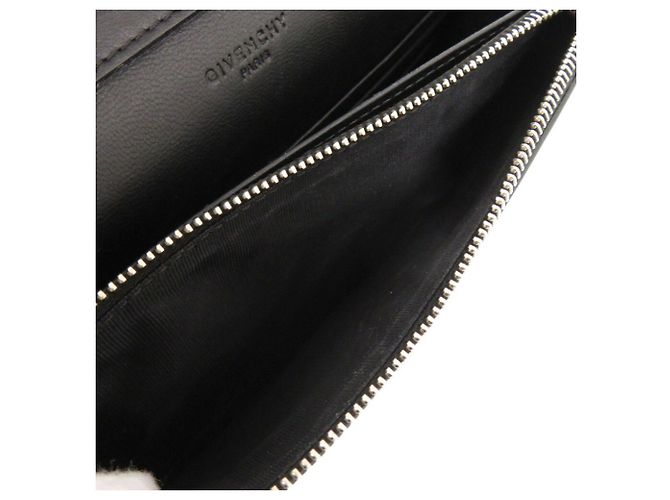 Carteira de Cadeia Givenchy em Couro Preto - vista 9