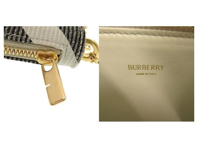 Borsa a tracolla Micro Shield di Burberry Beige - vista 9