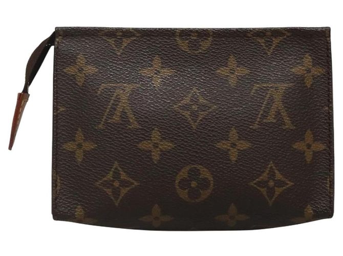 LOUIS VUITTON Poche Toilette Monogram 15 M47546 LV Auth 139378 Monogramma - vista 2