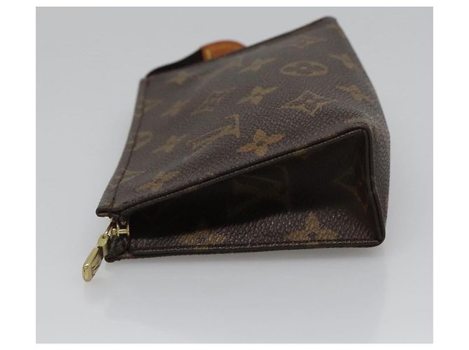 LOUIS VUITTON Poche Toilette Monogram 15 M47546 LV Auth 139378 Monogramma - vista 4