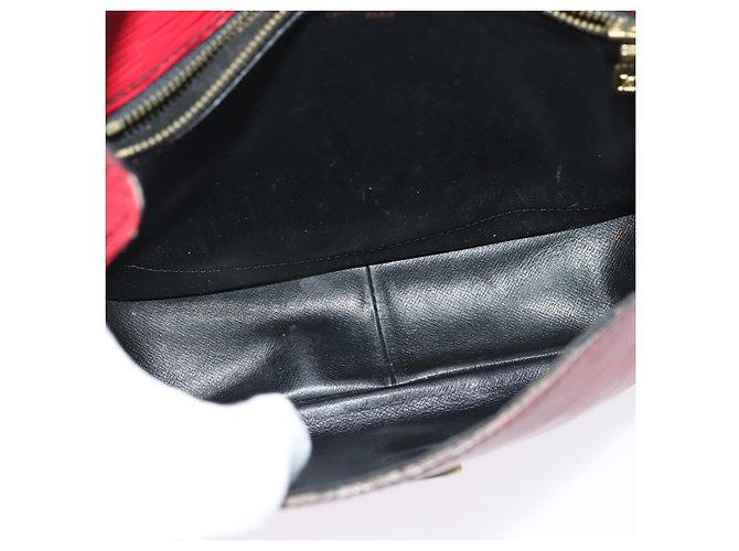 LOUIS VUITTON Borsa a Spalla Epi Saint Cloud GM Rossa M52197 LV Auth 137330 Rosso - vista 10