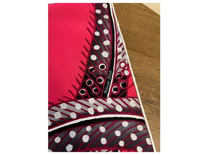 Hermès Carré 90 in seta “Baobab Cat” di Ardmore Artists Rosa Fuschia - vista 7