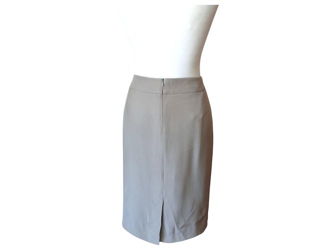 Giorgio Armani Falda Midi Gris de Armani - vista 6