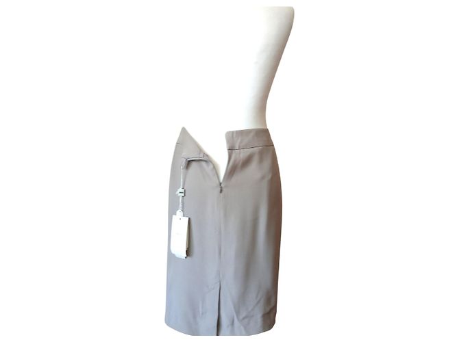 Giorgio Armani Falda Midi Gris de Armani - vista 7