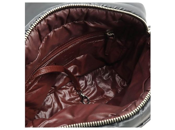Bolsa de Ombro em Nylon Matelassé Coco Cocoon da Chanel Preto - vista 7