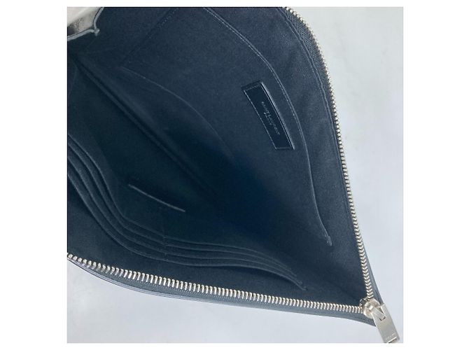 Clutch de couro preto Yves Saint Laurent - vista 11