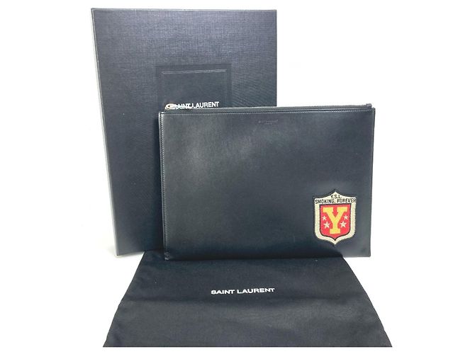 Clutch de couro preto Yves Saint Laurent - vista 3