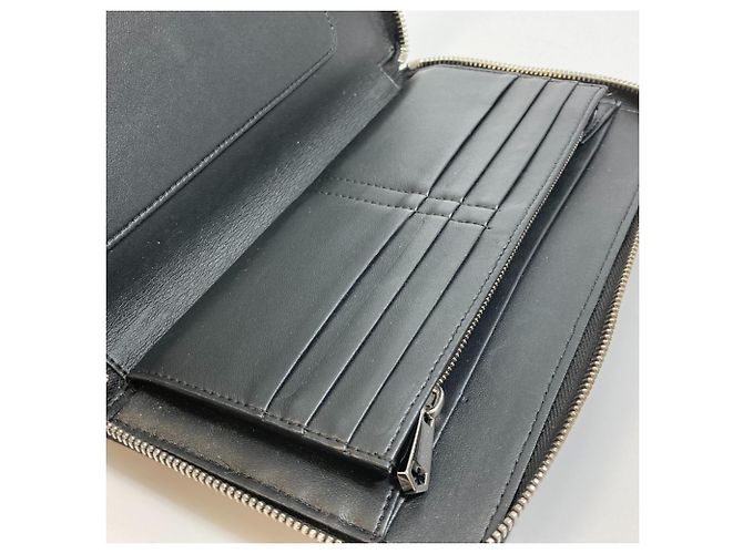 Givenchy I Feel Love Organizer Round Zip Long Wallet Black - view 8