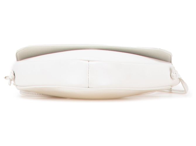 Céline Celine Bolsa transversal triangular em couro de bezerro liso branco com logo - vista 3