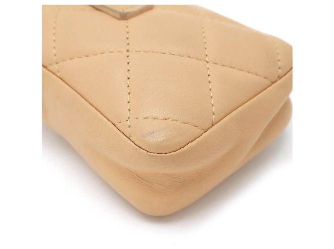 Portacipria in pelle della linea Cambon di Chanel Beige - vista 3