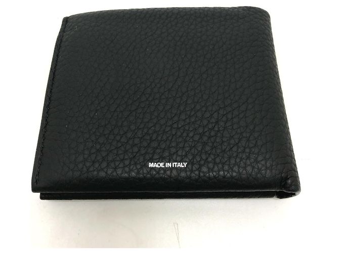 Burberry Bi-Fold Leather Wallet Black - view 2