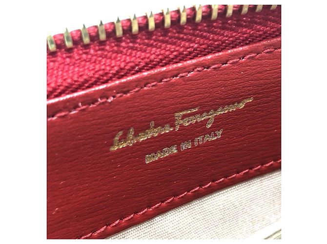 Cartera larga de cuero rojo Gancini de Salvatore Ferragamo Roja - vista 14