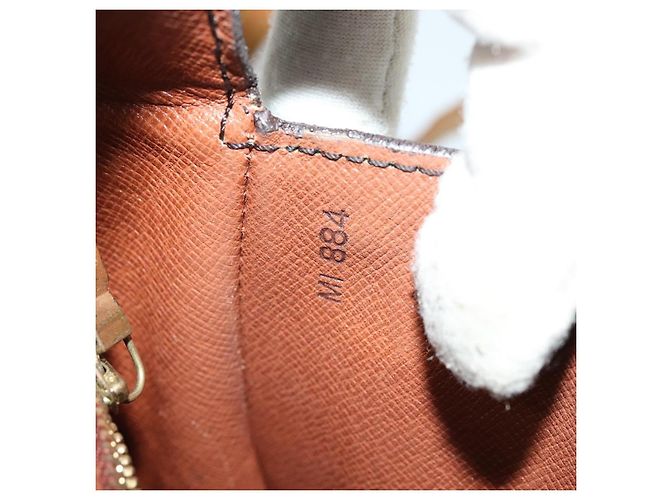 LOUIS VUITTON Borsa a Spalla Monogram Saint Cloud MM M51243 LV Auth hk2870 Monogramma - vista 25