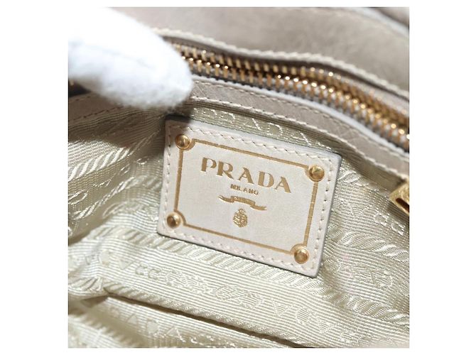 PRADA Borsa a Spalla con Catena Pelle Beige Oro Auth 138848 D'oro - vista 19