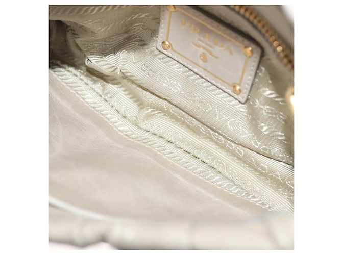 PRADA Borsa a Spalla con Catena Pelle Beige Oro Auth 138848 D'oro - vista 20
