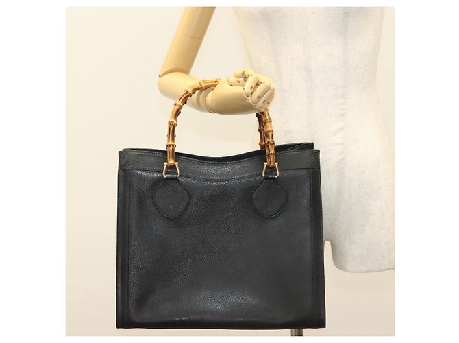 Borsa a mano in pelle Gucci Bamboo nera e oro 002 1186 0260 Auth ep10262 Nero D'oro - vista 20