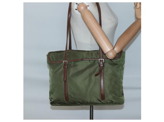 Prada Bolso Tote de nailon metalizado Amarillo Oro Auth bs28696 Plata Caqui - vista 25
