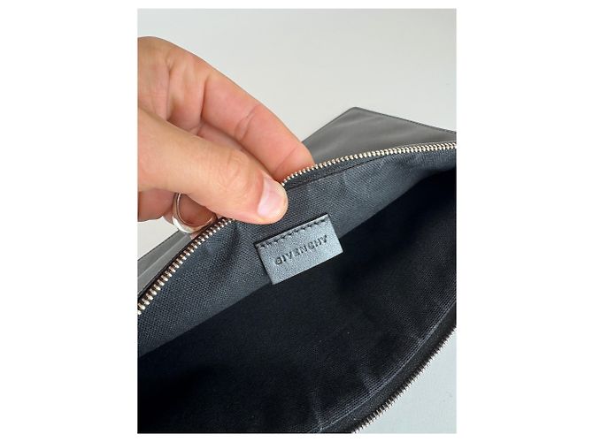 Givenchy Leder Clutch Schwarz Pervert 17 - Ansicht 4