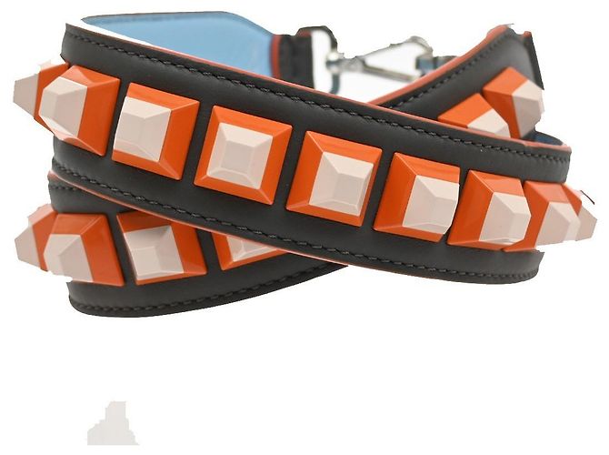 Fendi Mini Strap You Alça Curta de Ombro em Couro Studded - vista 2