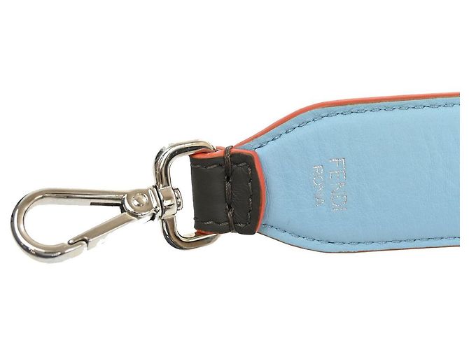Fendi Mini Strap You Alça Curta de Ombro em Couro Studded - vista 6