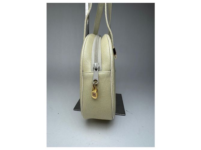 Sac en cuir beige embossé serpent Vintage Givenchy Blanc - vue 5