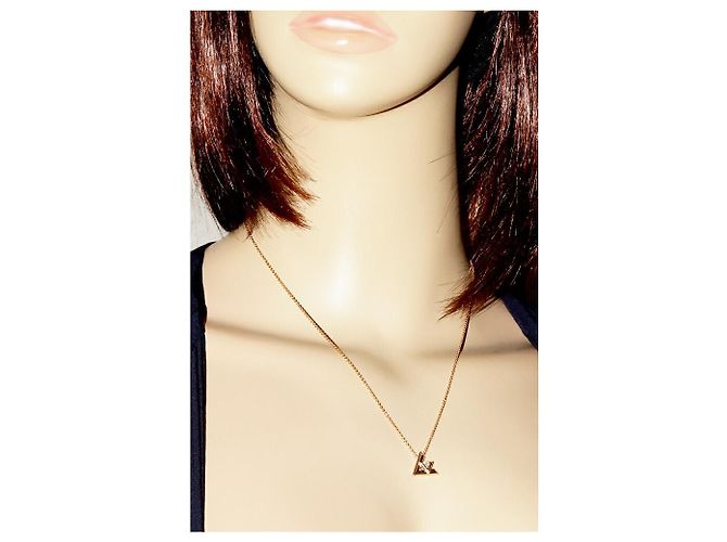 Louis Vuitton K18PG Volt One Pendant Necklace Q93813 Golden - view 2